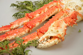 北海道特産品 かに 【ワケナシ】本たらば蟹脚・生とボイル食べ比べ2肩1.6kg超一本物 【送料込み】【代引き不可】
