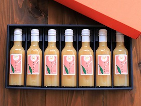 和歌山県産 あら川の桃 60% ドリンク 7本 ギフトセット【送料込み】【お届け不可地域:北海道・沖縄・離島】