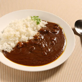 神戸ビーフすじカレー（200g×5個）【送料込み】【ひょうご・神戸オンライン物産展】