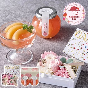 【母の日2026】GANON FLORIST 監修 プリザーブドフラワーと 銀座トトキ 監修 山形県産白桃のゼリー【送料込み】【二重包装不可】【お届け不可地域：離島】【お届け日時指定不可】_81006