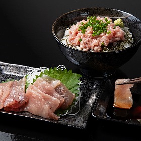 静岡焼津 天然本まぐろスライスたたきセット マグロ【送料込み】【二重包装不可】【お届け不可地域：離島】