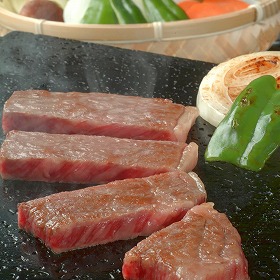 岩手 前沢牛オガタ 前沢牛サーロインステーキ 200g×2 牛肉【送料込み】【二重包装不可】【お届け不可地域：離島】