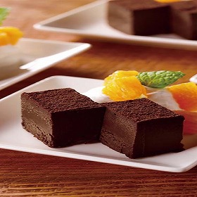 味の素 冷凍 濃厚ショコラテリーヌ 約52g×4個入 スイーツ 洋菓子 チョコ【送料込み】【二重包装不可】