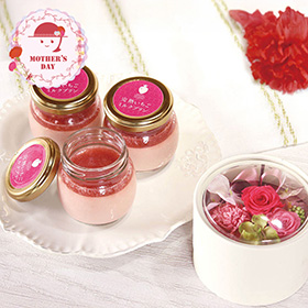 【母の日2026】完熟いちごミルクプリン＆プリザーブドフラワー KJ-MPR3PRZ 1854-232【送料込み】【二重包装不可】【お届け不可地域：北海道・沖縄・離島】【お届け日時指定不可】