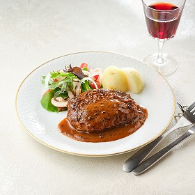 AMOUR 後藤祐輔シェフ監修 黒トリュフデミソースハンバーグ 5個 洋風惣菜【送料込み】【二重包装不可】【お届け不可地域：離島】