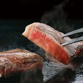 大阪 萬野屋 萬野和牛サーロインステーキ1枚計320g 牛肉【送料込み】【二重包装不可】【お届け不可地域：離島】