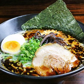 福岡 博多ラーメン 中洲 一矢 とんこつ味 乾麺 12食 ラーメン ラーメンセット ラーメンスープ【送料込み】