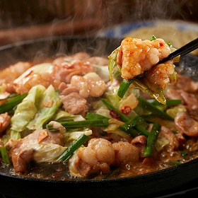 福岡 博多華味鳥 もつ鉄板セット 惣菜【送料込み】【二重包装不可】【お届け不可地域：離島】