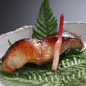 京都やま六 銀だら西京漬 5切 魚 惣菜【送料込み】【お届け不可地域：離島】