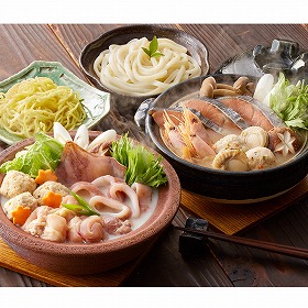 石狩鍋&鶏白湯鍋 食べ比べ セット 約2人前×各2 石狩鍋の素 鶏白湯スープ 鍋 鍋セット【送料込み】