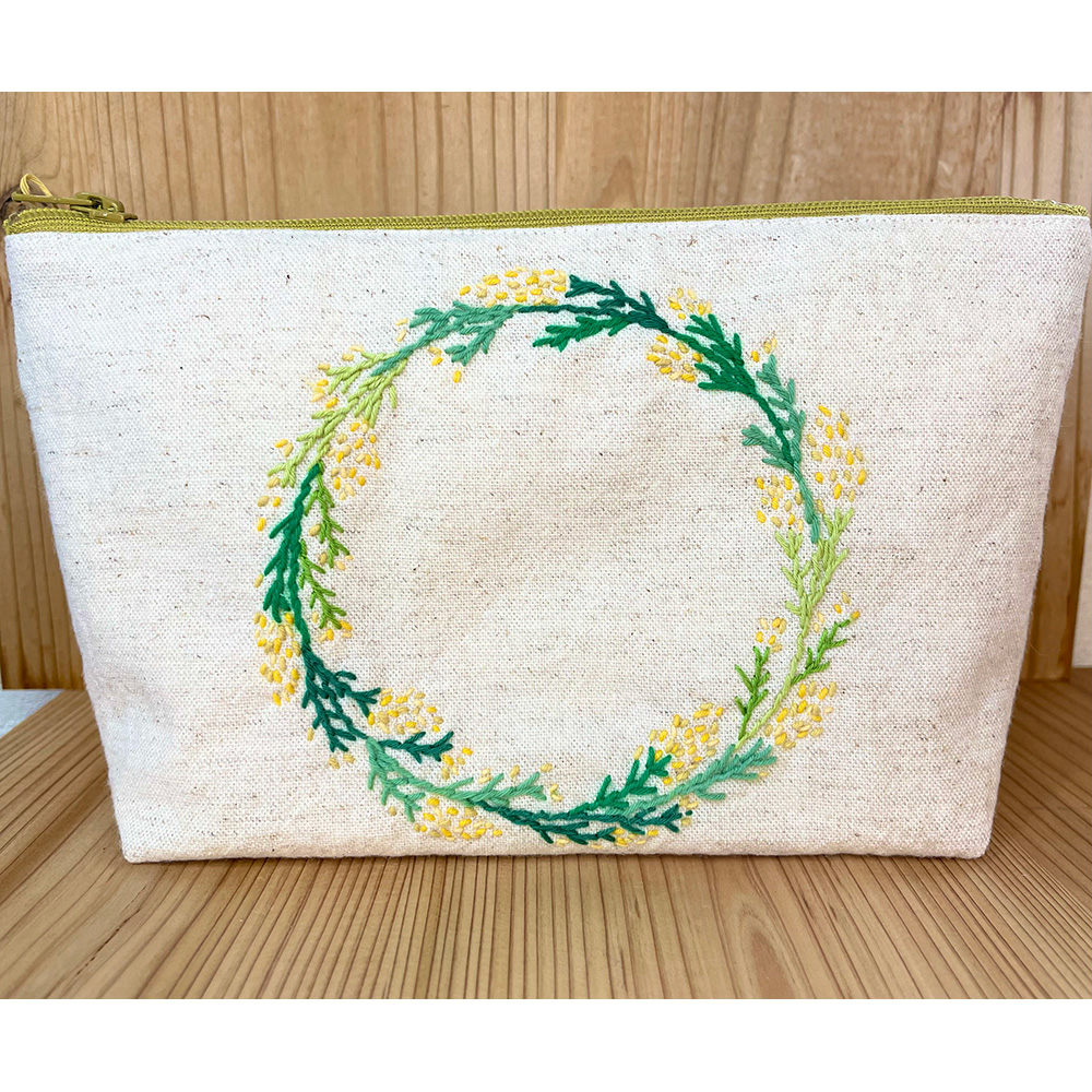 刺し子ポーチ ミモザリース 生成 送料込み とちぎのいいもの物産展 の通販 お取り寄せ わが街とくさんネット