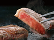 大阪 萬野屋 萬野和牛サーロインステーキ1枚計320g 牛肉【送料込み】【二重包装不可】【お届け不可地域：離島】