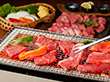 近江牛焼肉用 牛肉 モモ【送料込み】【お届け不可地域：離島】